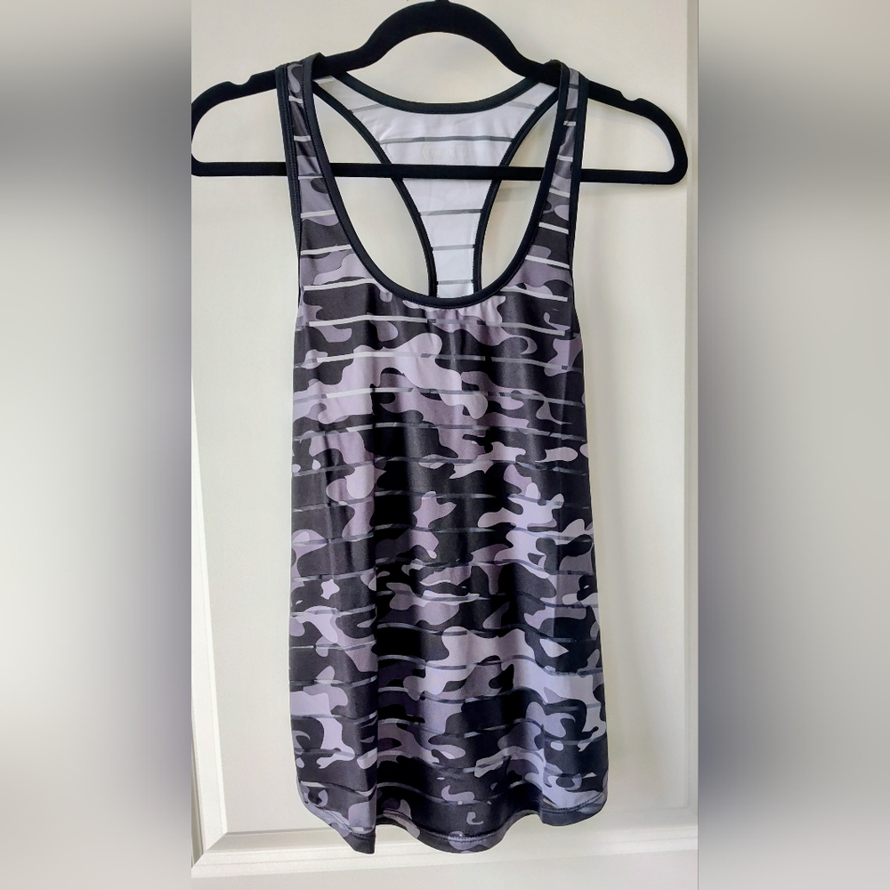 ZYIA Black and Gray Camouflage Tank Top